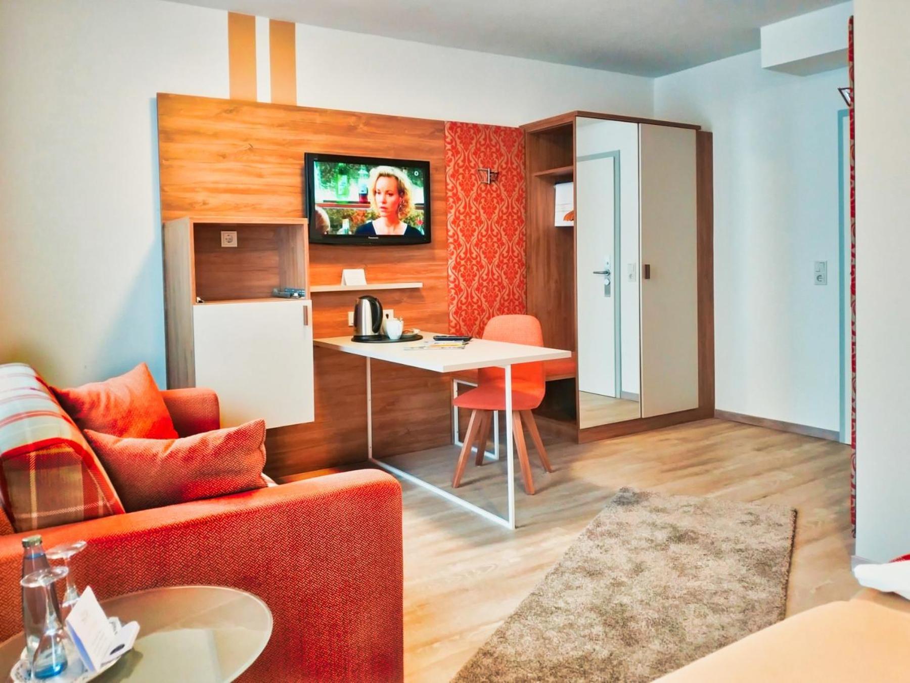 Hotel Maurer Saarwellingen Bagian luar foto