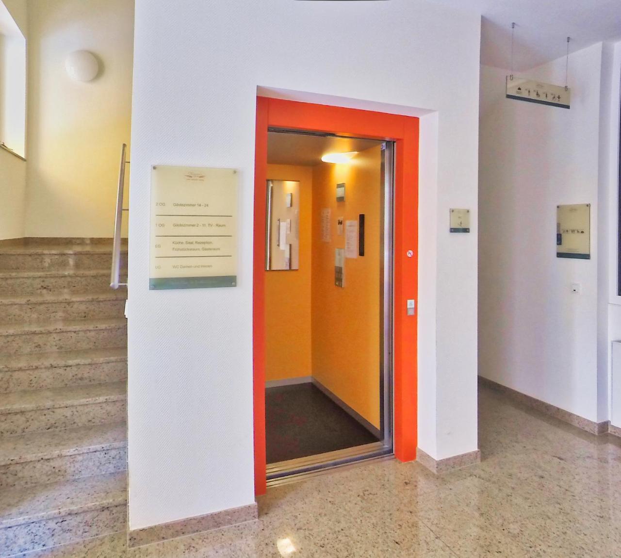 Hotel Maurer Saarwellingen Bagian luar foto