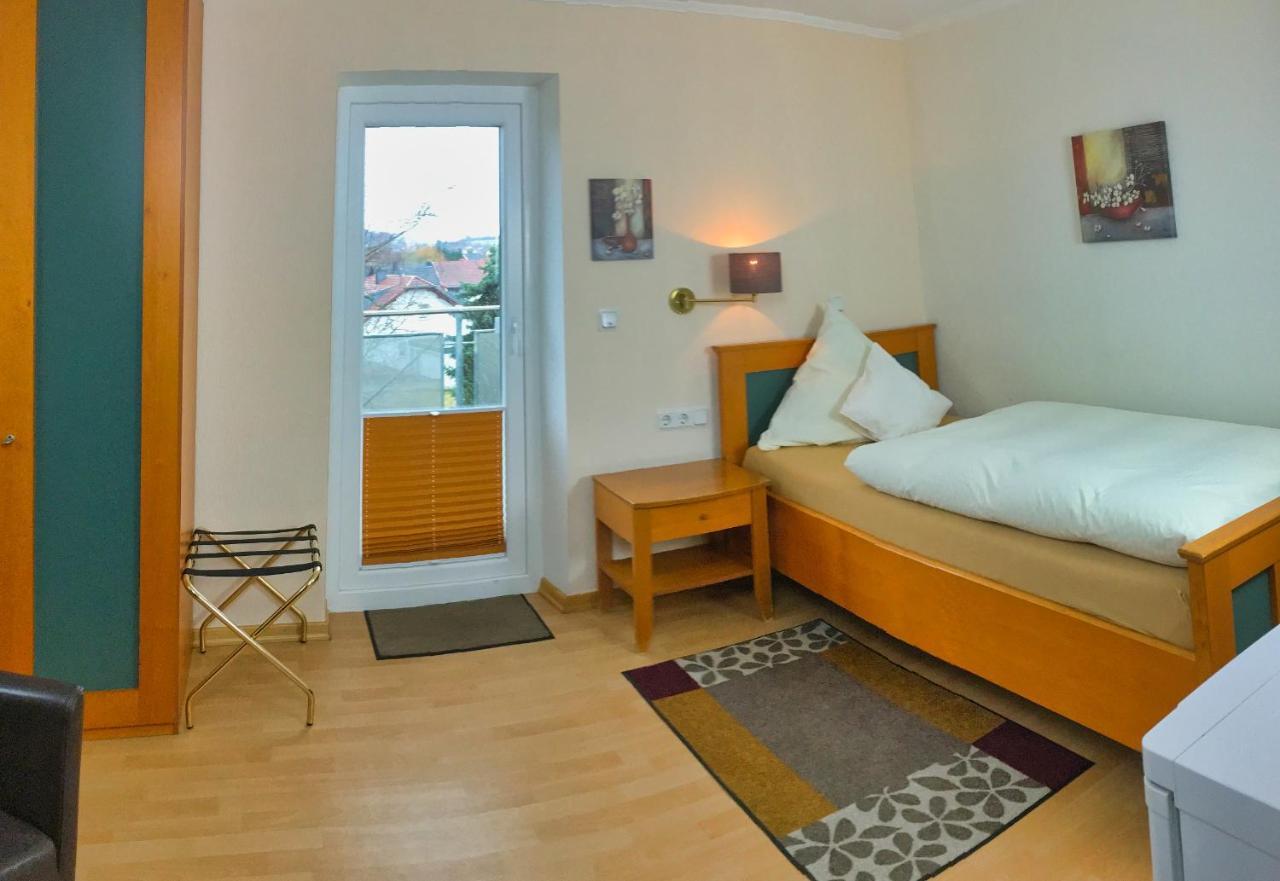 Hotel Maurer Saarwellingen Bagian luar foto